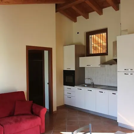Laghetto Ai Portici Bed & Breakfast
